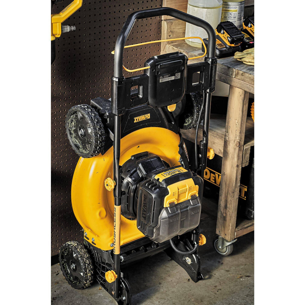 DEWALT 21.5 in. 20-Volt MAX Lithium-Ion Cordless Battery Walk Behind Push Mower