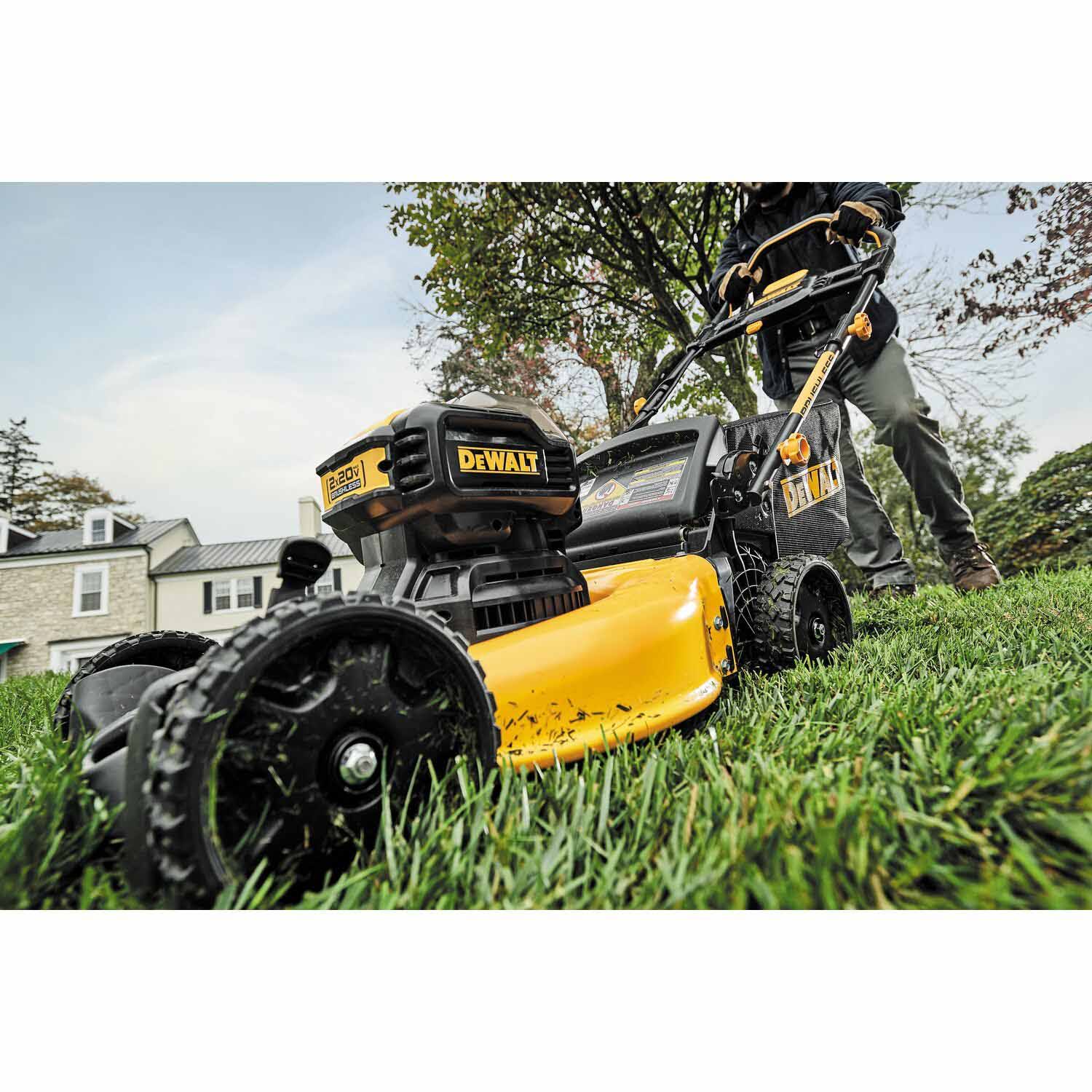 DEWALT 21.5 in. 20-Volt MAX Lithium-Ion Cordless Battery Walk Behind Push Mower