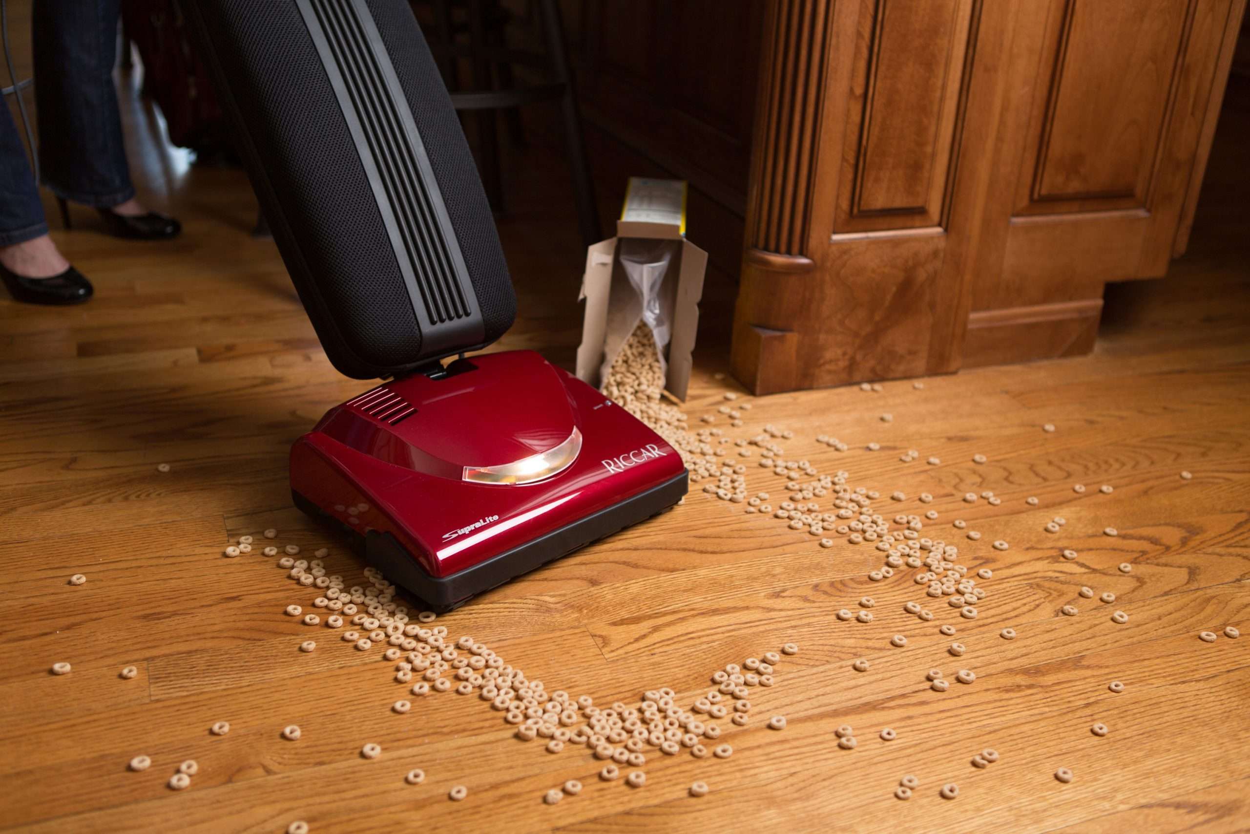 SupraLite Premium R10P Lightweight HEPA Upright Vacuum